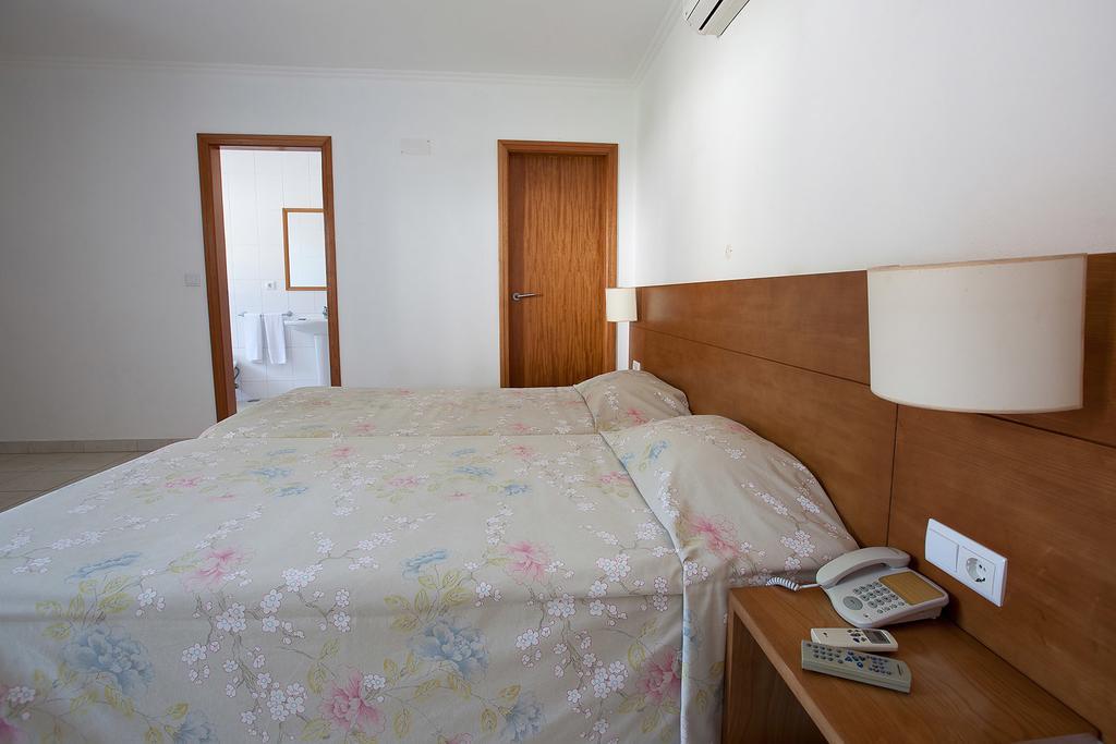 Hotel Solmar Calheta  객실 사진